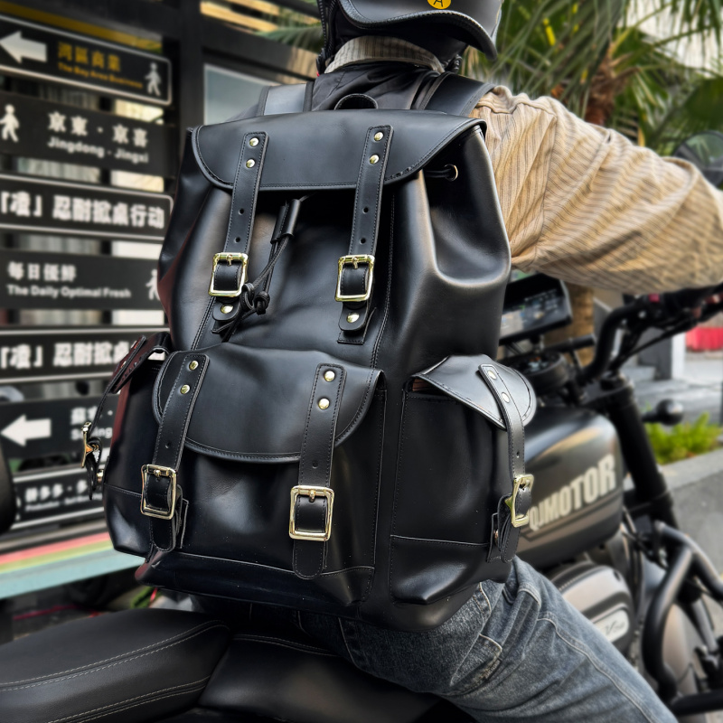 Genuine Leather Backpack - حقيبة ظهر جلدية فاخرة جديدة للرجال