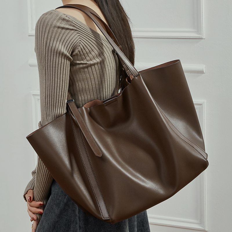 Luxury Bags Coach - حقائب كتف كبيرة من الجلد الطبيعي