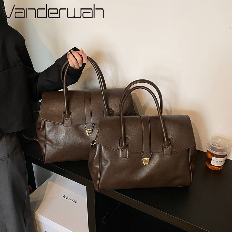 Luxury Bags Supplier - حقائب كتف نسائية فاخرة ذات سعة