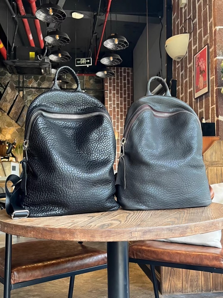 حقيبة ظهر كاجوال من جلد الغنم  - مراجعة Genuine Leather Backpack وسعره