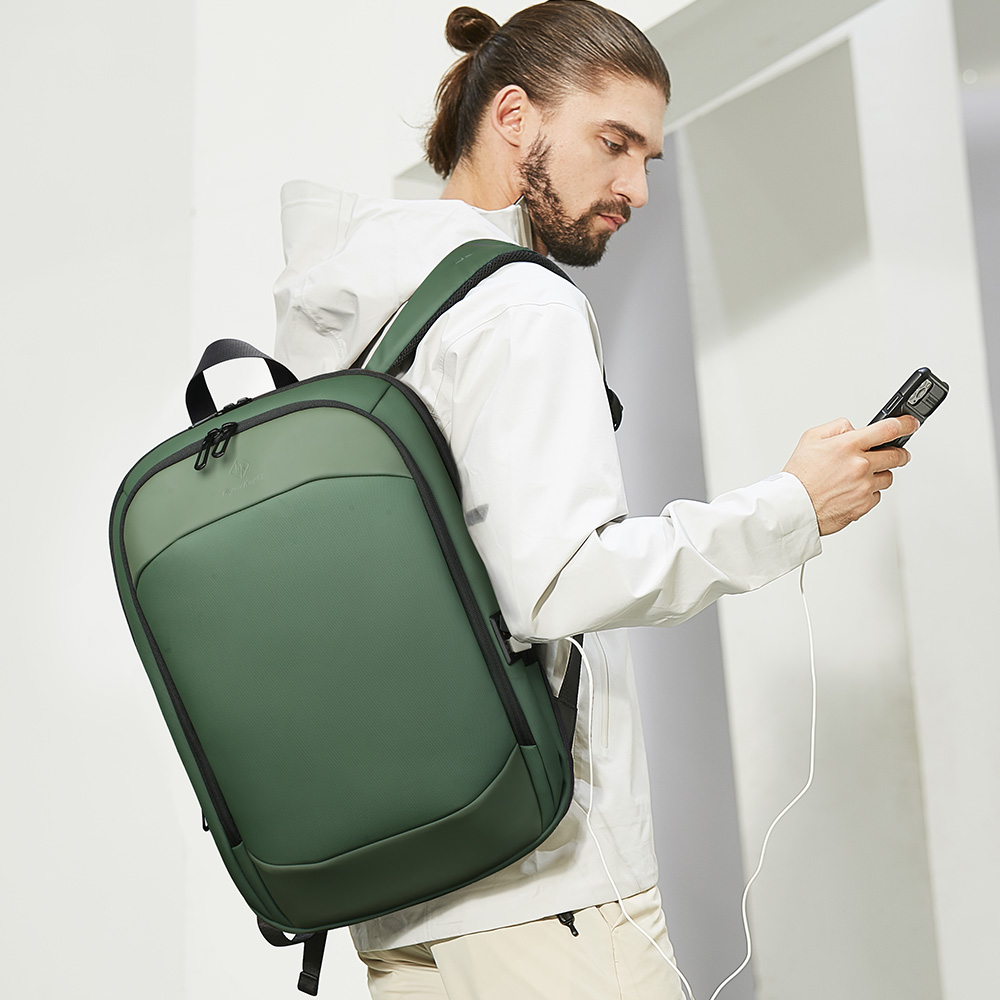 فارس بطولي-حقيبة ظهر للعمل مع  - مراجعة Luxury Bags Coach وسعره