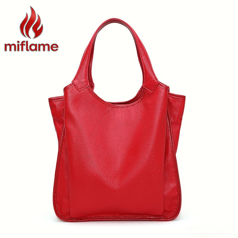 حقيبة كتف نسائية من الجلد الطب - مراجعة Quiet Luxury Bags Tote وسعره