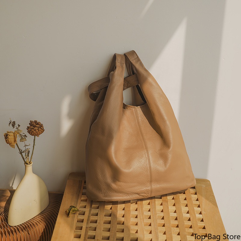 حقيبة كتف نسائية من الجلد الطب - مراجعة Quiet Luxury Bags Tote وسعره