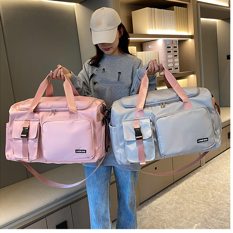 حقيبة رياضية للسفر، حقائب يد ج - مراجعة Weekender Bag Duffle وسعره