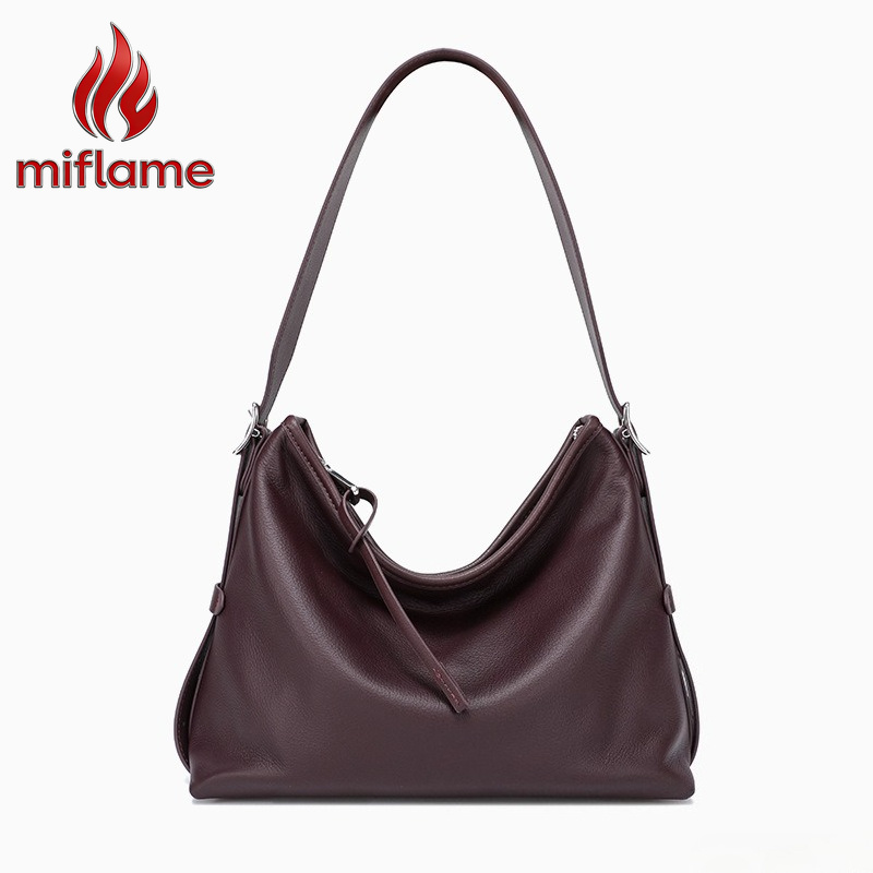 حقيبة كتف نسائية من الجلد الطب - مراجعة Quiet Luxury Bags Tote وسعره