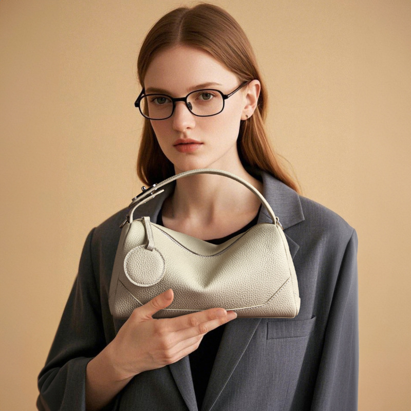 حقيبة بوسطن فاخرة للسيدات من ا - مراجعة Luxury Bags Affordable وسعره