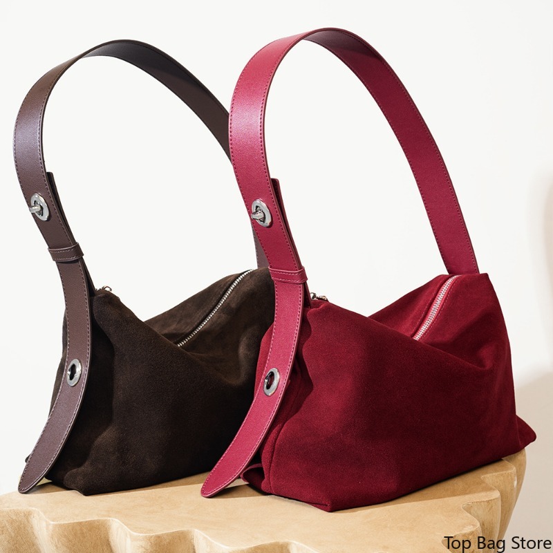 حقيبة كتف نسائية من الجلد الطب - مراجعة Quiet Luxury Bags Tote وسعره